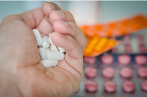 Conhe&ccedil;a os novos medicamentos do mercado farmac&ecirc;utico