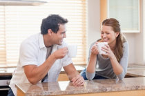 Consumo de caf&eacute; pela mulher e pelo homem antes de engravidar pode aumentar risco de aborto, segundo trabalho publicado pelo <i>Fertility and Sterility</i>