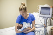 Hipoglicemia neonatal: limiar de tratamento inferior ao tradicional &eacute; estudado em trabalho publicado pelo <i>NEJM </i>