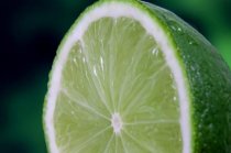 Limonada previne c&aacute;lculos renais, segundo pesquisa do <i>Comprehensive Kidney Stone Center</i>, na Calif&oacute;rnia