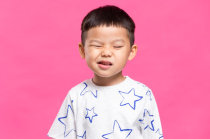 Sincronizando oscilações cerebrais relacionadas ao movimento para suprimir tiques na síndrome de Tourette Sincronizando oscilações cerebrais relacionadas ao movimento para suprimir tiques na síndrome de Tourette