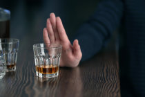 Wegovy reduz consumo excessivo de &aacute;lcool em estudo sobre depend&ecirc;ncia alco&oacute;lica