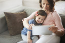 Associa&ccedil;&otilde;es entre o uso de telas e as habilidades de linguagem infantil