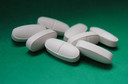 Cientistas modificaram a bact&eacute;ria E. coli para converter res&iacute;duos pl&aacute;sticos no analg&eacute;sico paracetamol