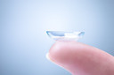 Lentes de contato gelatinosas inteligentes permitem monitoramento cont&iacute;nuo da press&atilde;o intraocular no tratamento do glaucoma