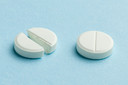 Redu&ccedil;&atilde;o de 5 mg da olanzapina combinada &agrave; terapia antiem&eacute;tica para a preven&ccedil;&atilde;o de n&aacute;usea e v&ocirc;mito induzidos por quimioterapia mostrou ser eficaz