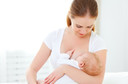 Suplementa&ccedil;&atilde;o de vitamina D durante a lacta&ccedil;&atilde;o deve ser para a m&atilde;e ou para o beb&ecirc;?